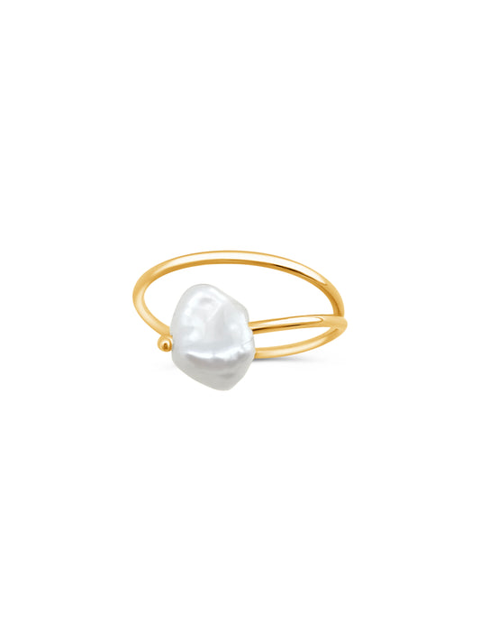 Pearl Ring On Gold Wire